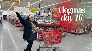 Vlogmas Day 16  Going to Ollies for the first time 🛒 [upl. by Annavoj]