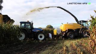 Maishäckseln 2015 mit dem LU Gröniger NewHolland JCB Deutz Claas und USA Abschiebewagen [upl. by Mosra]