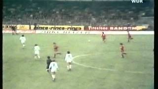 1975 May 21 Twente Enschede Holland 1BMoenchengladbach WGermany 5 UEFA Cupavi [upl. by Accebber]