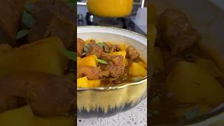 MAKE NIGERIAN OFFALS PEPPER SOUP WITH MEshortswithmotso june discovermyafrica [upl. by Shaner917]