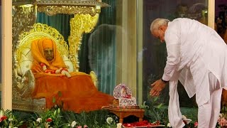 Prime Minister Narendra Modi pays Tribute to HH Pramukh Swami Maharaj [upl. by Ezana]