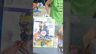 One Minute At A Garage Sale retrogaming pickingforresell garagesale commonwealthpicker [upl. by Stalk]