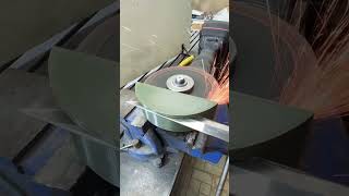 quick way to sharpen a knife with a grinder [upl. by Ys]