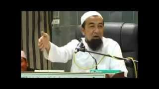 Ustaz Azhar Idrus UAI  Mufti Perlis Wahabi Bodoh Nak Kena Lempang [upl. by Coleman]