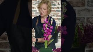 Pollen Free Petals  Floral Design Tips [upl. by Haggar]