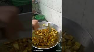 Aloo baingan recipe 🍆🥔food recipe reels [upl. by Scarlet556]