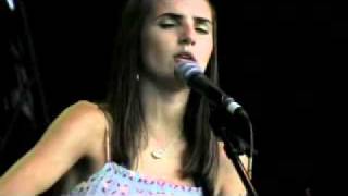 Ana Free sings Spark In The Sky  Sumol Summer Fest [upl. by Rutherford]