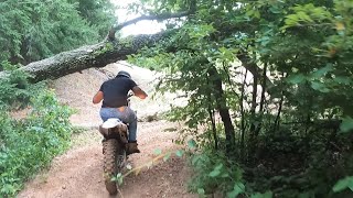 DR200 Chasing a YZ125 in the trails [upl. by Loralie]