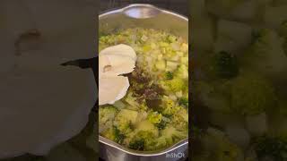 Broccoli cream soup food kitchen delicous easyrecipe cooking [upl. by Nnaharas103]