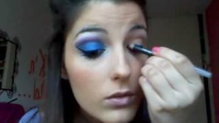 Tuto bleu flashy avec la palette 88 shimmer [upl. by Reywas222]