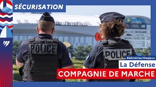 Compagnie de marche à La Défense  àlintérieurDesJeux [upl. by Enitsirk500]