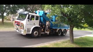 Cleanaway 211 doing Green waste garbagetruck garbage cleanaway truck [upl. by Shalne604]