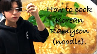 How to cook Korean Ramyeon amp reading comments  قراءة التعليقات وصفة للطبخ المعكرونة الكورية [upl. by Sibbie]