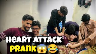 Heart attack prank 😱😂  CPR ready ho gya😂 [upl. by Matland]