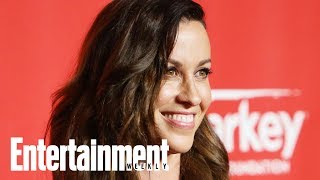 Alanis Morissette Jagged Little Pill Musical To Debut In 2018  News Flash  Entertainment Weekly [upl. by Donnelly]