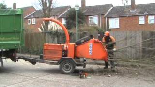 Timberwolf TW190TDHB 75quot woodchipper [upl. by Apicella264]