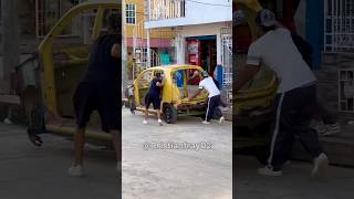 El taxi 🚕 desbaratado 2 😂🚕 funny comedy bromas prank humor [upl. by Nicolette]