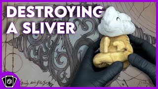 DESTROYING A SLIVER  UltraPro MagicTheGathering Sliver Premium Zipper Plushie REVIEW [upl. by Harli162]