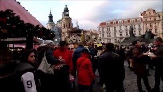 Mercado de Navidad en Praga [upl. by Oihsoy]