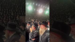 Skver Rebbe encourages singing of the reclaimed niggun  lag baomer 5783 [upl. by Boru89]