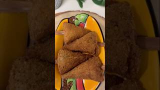 Yummy😋bread triangle cutlets evening snacks shortsytshorts viralshort shortvideozaykawithtadka [upl. by Lauren812]