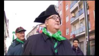 Borghezio cacciato da livorno scontri antifascisti [upl. by Thaddeus]