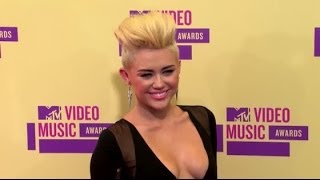 Miley Cyrus lehnt Einladung zum Abschlussball ab [upl. by Elumas332]