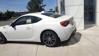 2017 Toyota 86 6A Coupe Exhaust Clip [upl. by Danit]