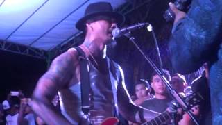 Devildice  Angels Wings Social Distortion live LingkarArt [upl. by Anitel]