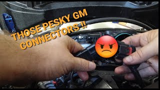 How To Unclip Those Annoying GMChevy Connectors White Red and Gray 20162020 Camaro [upl. by Nuj]