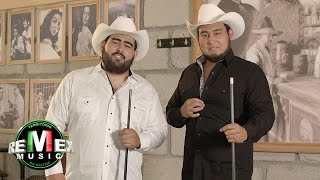 Luis y Julián Jr  Con esa gordita Video Oficial [upl. by Sulienroc437]