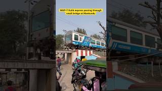 WAP7 Kulik express passing through a small bridge at Mankundu [upl. by Champ]