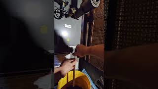 How to Clean Sight Glass for Steam Boiler plumbing Sightglass Steam boiler steamboiler [upl. by Tnilk717]