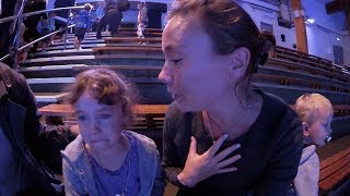 Kolmården  Familjen gråter på delfinshow VLOGG [upl. by Carothers511]