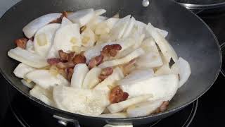 Labanos Daikon Radish With Bacon and Shrimp [upl. by Allister]