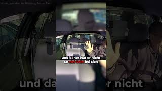 Dieb versucht vor Polizist einen Raub [upl. by Eiramenna]