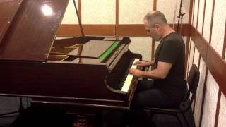 Haim Shapira piano quotIntouchablesquot based on L Einaudi [upl. by Kidd]