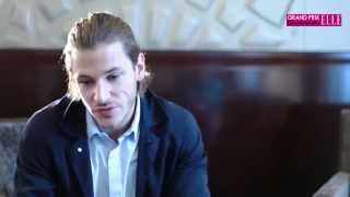 Gaspard Ulliel  quotLouis Garrel embrasse très bienquot  ELLE People [upl. by Leeban]