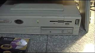 An Old CDROM Drive Plays a CDRW Disc [upl. by Egreog]