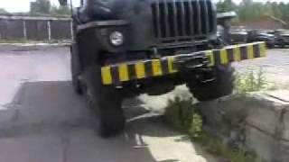 Уралы4320 АПА5Д\ Ural4320 APA5D army truckswmv [upl. by Kong660]