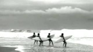 Guinness  Surfers Extra Cold [upl. by Holna]