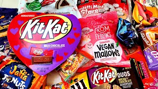 Newly arrived Snack Opening Kit Kat hersheys milk hugs Reeses peanut hearts BRACHS confetti stars [upl. by Iknarf]