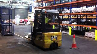 ForkliftTruckTraining4ucouk  Counterbalance Training [upl. by Brunk82]