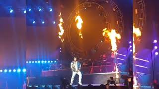 Anuel AA canta Leyenda en concierto en el Coliseo de Puerto Rico [upl. by Schweitzer]