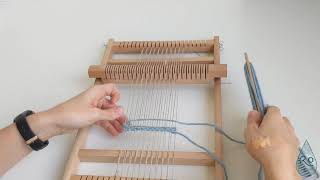 Weaving mini tutorial 1 PLAIN WEAVE [upl. by Scevor]