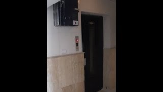 Amazing elevator wo inner doors at flats Arık Caddesi Antalya Türkiye [upl. by Nana]