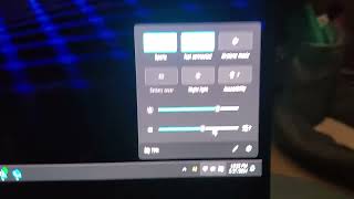 2022 Razer Blade 15 QHD OLED  Scratchy Tearing Audio [upl. by Darby267]