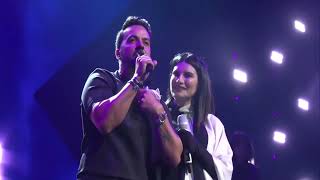 Laura Pausini Luis Fonsi Inolvidable en vivo Miami [upl. by Hterag]