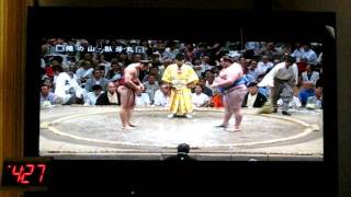 Sumo Takanoyama vs Gagamaru September 2011 [upl. by Sukcirdor]