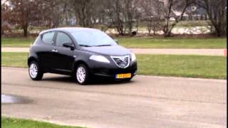 Lancia Ypsilon TwinAir Turbo 85 pk Silver Plus [upl. by Purdy]